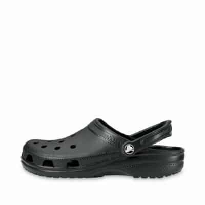 Crocs sandal i sort med rem og blød sål til dame og herre