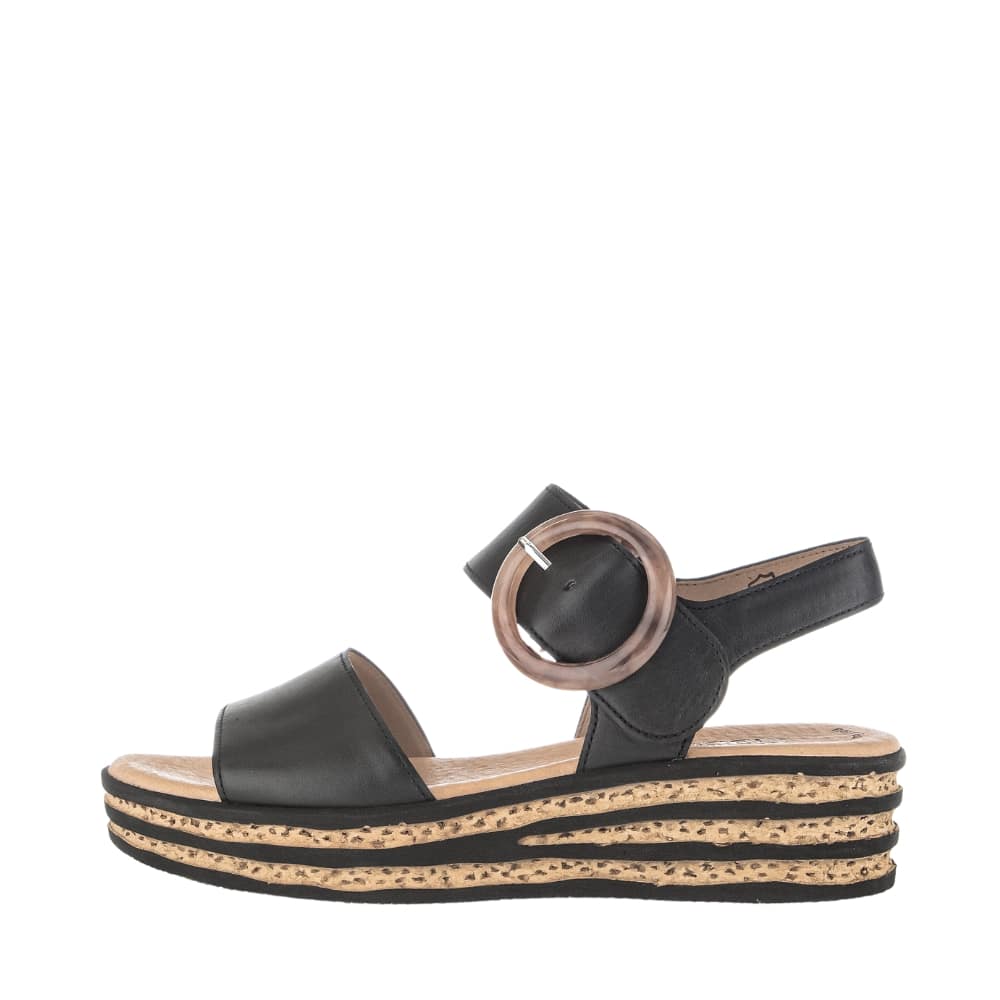 Gabor sandal dame i sort skind med velcro og plateausål på ca. 4,5 cm.