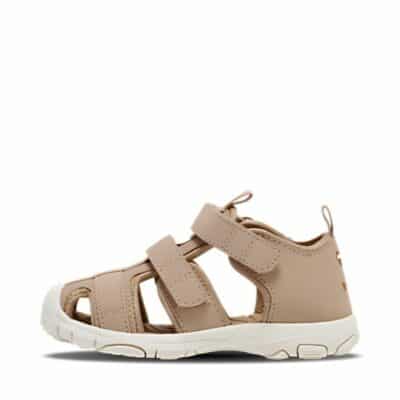 Hummel sandal til børn i beige med lukket tå og god åndbarhed