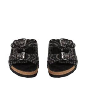 xr:d:DAFfHtdm1U0:2092,j:7144259852010292862,t:24041511