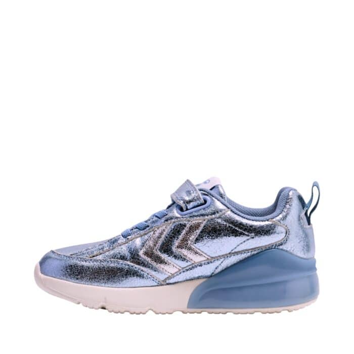 Hummel Daylight Glitter Jr sneakers til børn i lyseblå glitter, med velcrorem og elastik samt udtagelig sål og indbygget lys i hælen