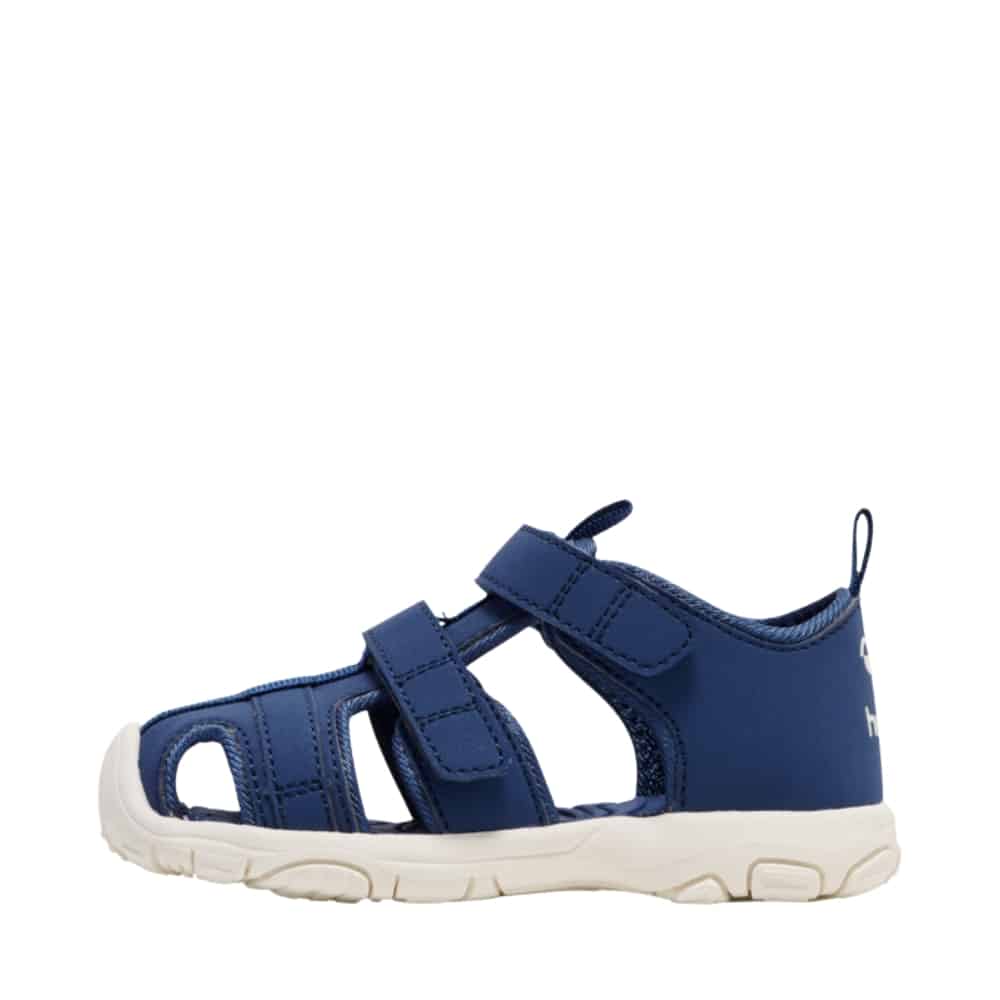 Hummel sandal til børn i blå med lukket tå og velcroremme
