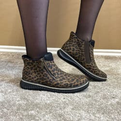 rieker-ready-2-go-stoevle-dame-leopard-74254-90-100