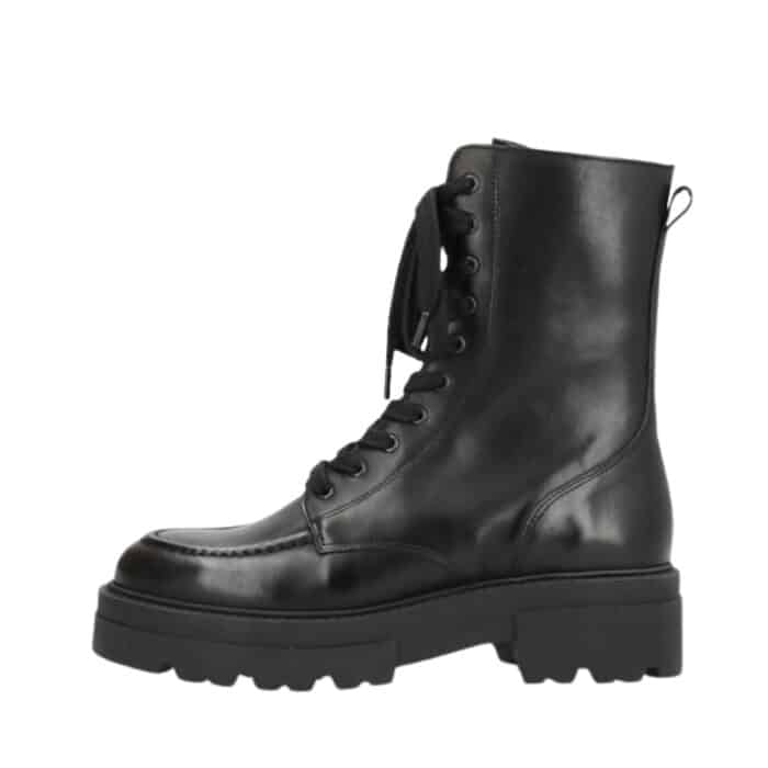 Shoedesign Copenhagen Valley støvle til dame i sort i 100% skind med en chunky ydersål samt skindsål og funktionel lynlås