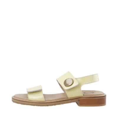 Cashott sandal til dame i gul lak, lavet af skind med blokhæl på 3,5 cm