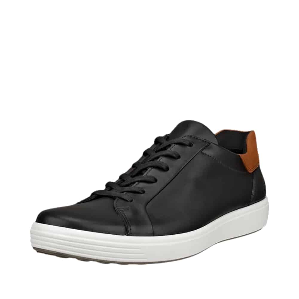Ecco Soft 7 M sneakers til herre i sort læder. Slip on sko som tages på uden brug af hænder