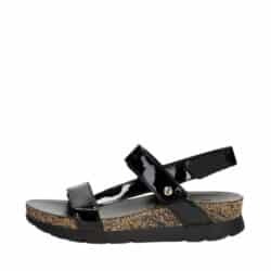 Panama Jack Selma B26 sandal til dame i sort lak, lavet af 100% skind med kilehæl