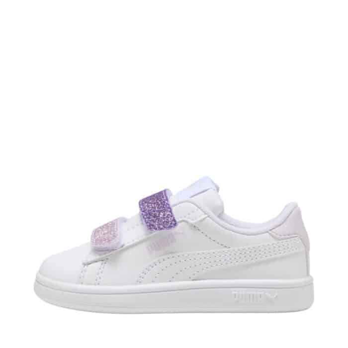 Puma Smash 3.0 L sko til børn i hvid med glimmer og to velcroremme samt udtagelig sål