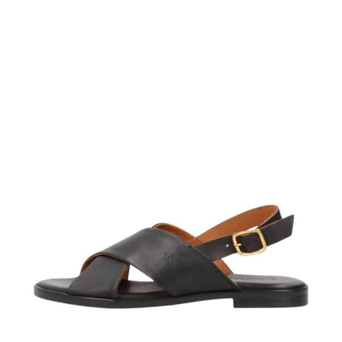 Shoedesign Copenhagen Nicola damesandal i sort, med 100% skindkvalitet og hælrem med spænde