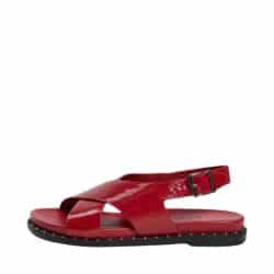 Sofie Schnoor sandal til dame i rød lak, lavet af 100% skind med gummisål og krydsrem