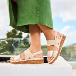 rieker-sandal-dame-beige-guld-62761-90-10