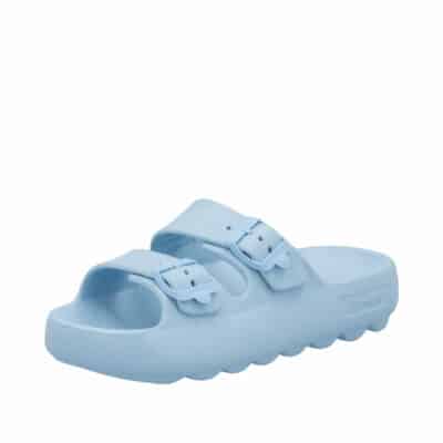 Rieker sandal til dame i lyseblå med velcroremme og plateausål på 4 cm