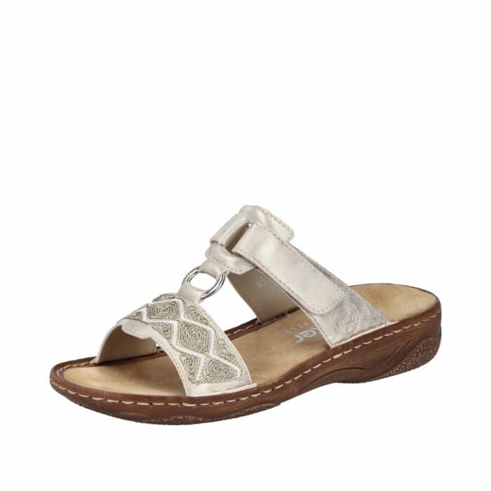 Rieker sandal til dame i guld med flotte detaljer og velcrorem samt stødabsorberende sål