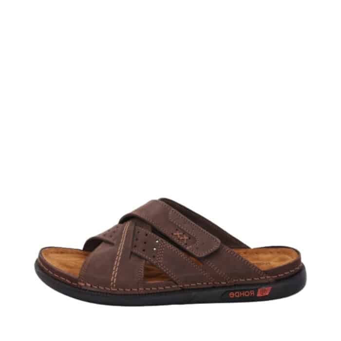 Rohde sandal til herre i brunt læder, med memory-fodseng i ruskind samt velcrorem