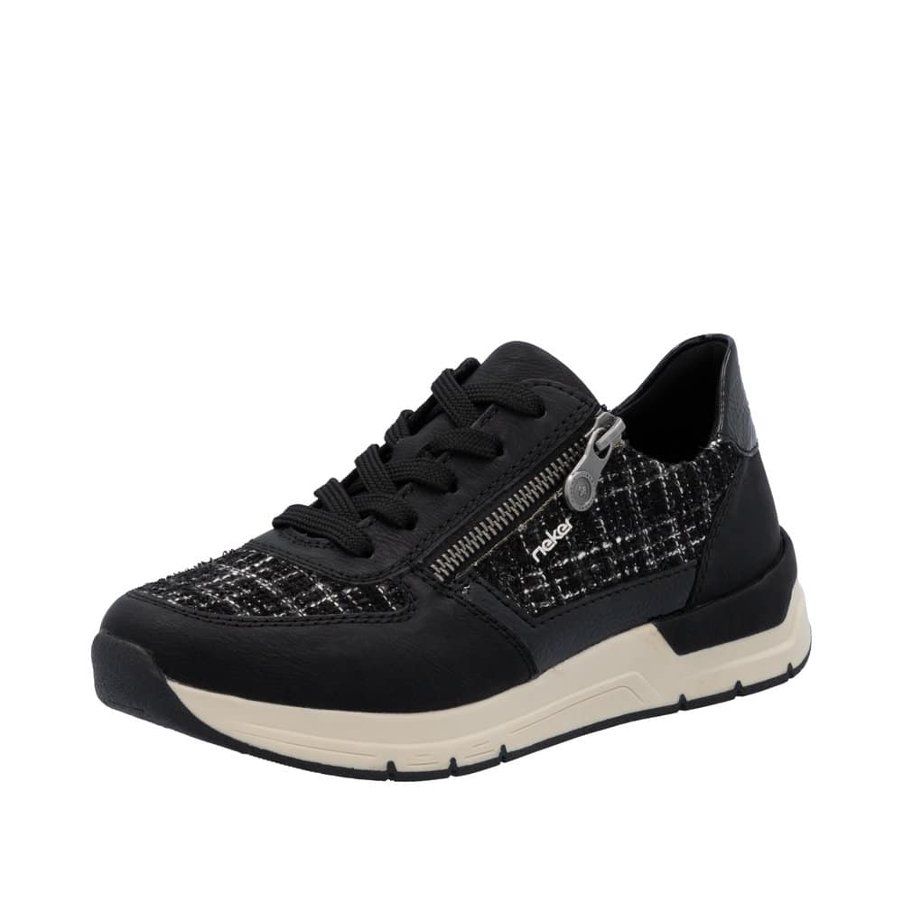 Rieker sneakers til dame i sort med snørebånd og lynlås samt udtagelig sål