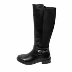 Amour lang støvle til dame i sort med spænde detalje samt lynlås og elastik