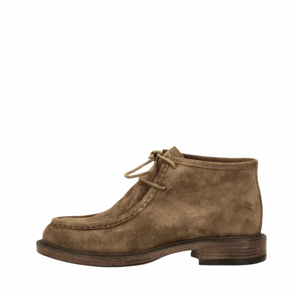 Shoedesign Copenhagen Moana S støvle til dame i brunt ruskind med snørebånd og lille hæl