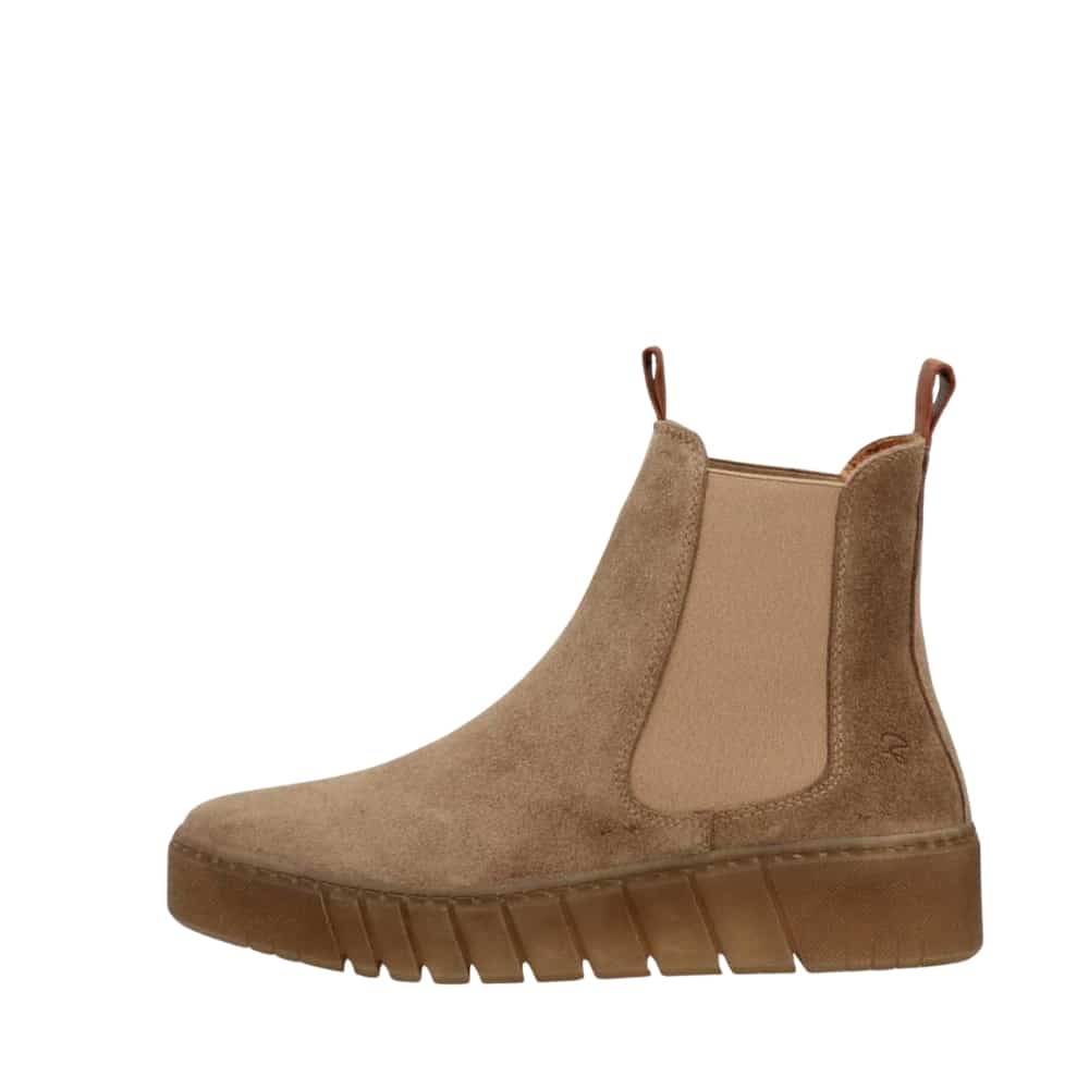 Shoedesign Copenhagen Mooved S damestøvle i beige ruskind med elastik i begge sider samt lille kilehæl på ca 4 cm.