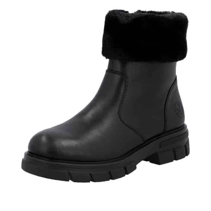 Rieker vinterstøvle til dame i sort med pelskant og varm foring samt chunky ydersål med stødabsorbering