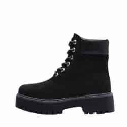 Timberland Stone Street støvle til dame i sort, fremstillet af vandtæt læder med snørebånd og udtagelig sål samt plateausål på 5 cm.