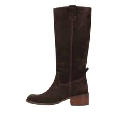 Phenumb Copenhagen Martina S lang støvle til dame i mørkebrunt ruskind med blokhæl på 5 cm.