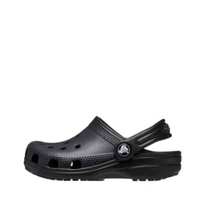 Crocs sandal til små børn i sort med praktisk hælrem