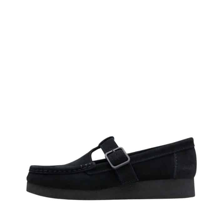 Clarks Wallabee sko til dame i sort ruskind med spænde