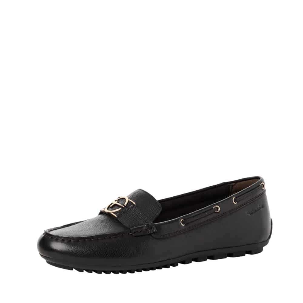 Tamaris loafers til dame i sort skind med gyldne detaljer og snøre samt udtagelig indersål