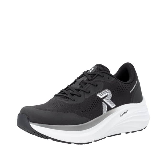 Rieker sneakers til dame i sort med udtagelig sål samt ydersål på 4,5 cm og ekstra bredde G