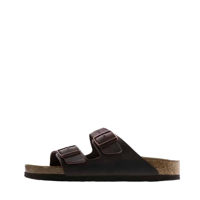 Birkenstock sandal til dame i brun med justerbar remme og blød fodseng.