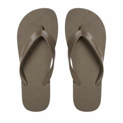 Sofie Schnoor klipklapper med tå-rem og logo detaljer.