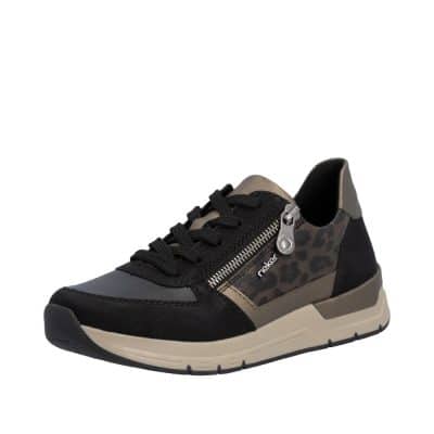 Rieker sneakers til dame i sort med leopard detalje samt funktionel lynlås og udtagelig sål