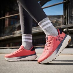 rieker-sneakers-dame-lyseroed-W4501-33-2.jpg